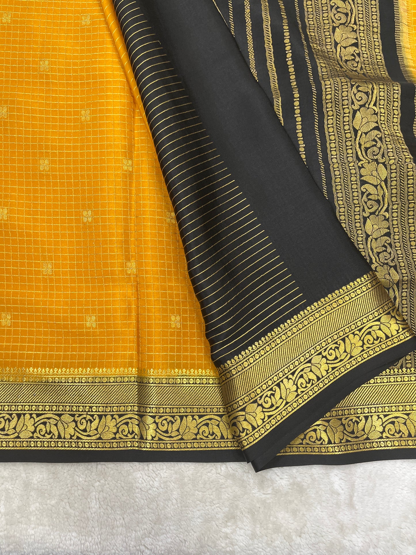 Pure Crepe Mysore Silk checks butta - 2637798