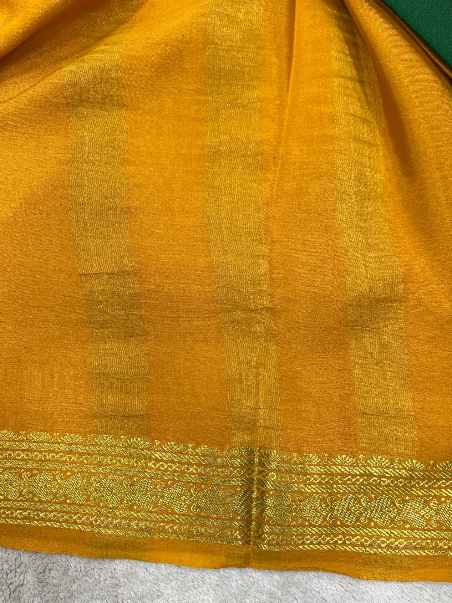 Pure crepe Mysore silk-Gatti Border & 9 By(1104001)