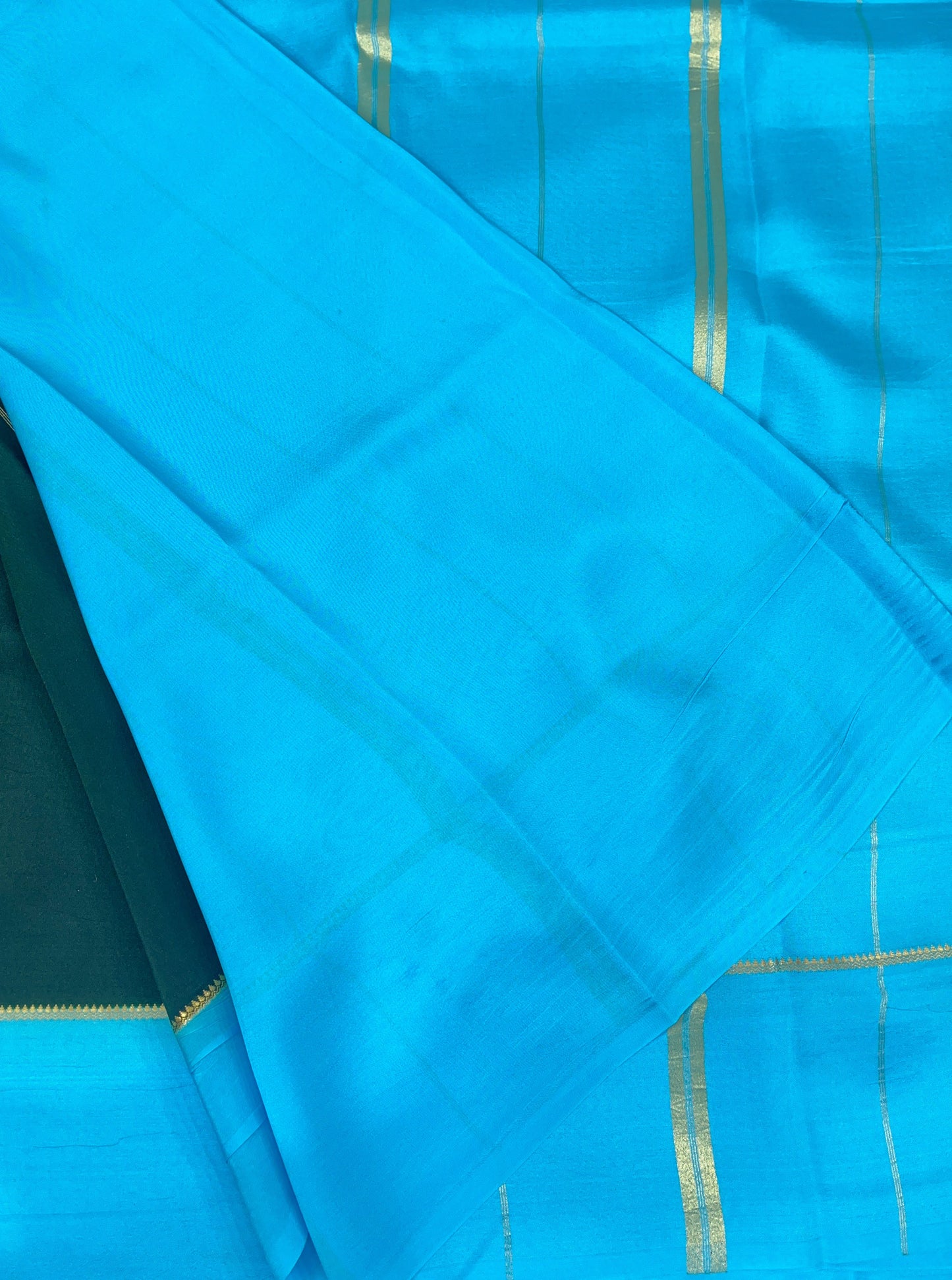Pure Zari Mysore Silk Saree Bentex Border In Botle Green With Blue Contrast Color