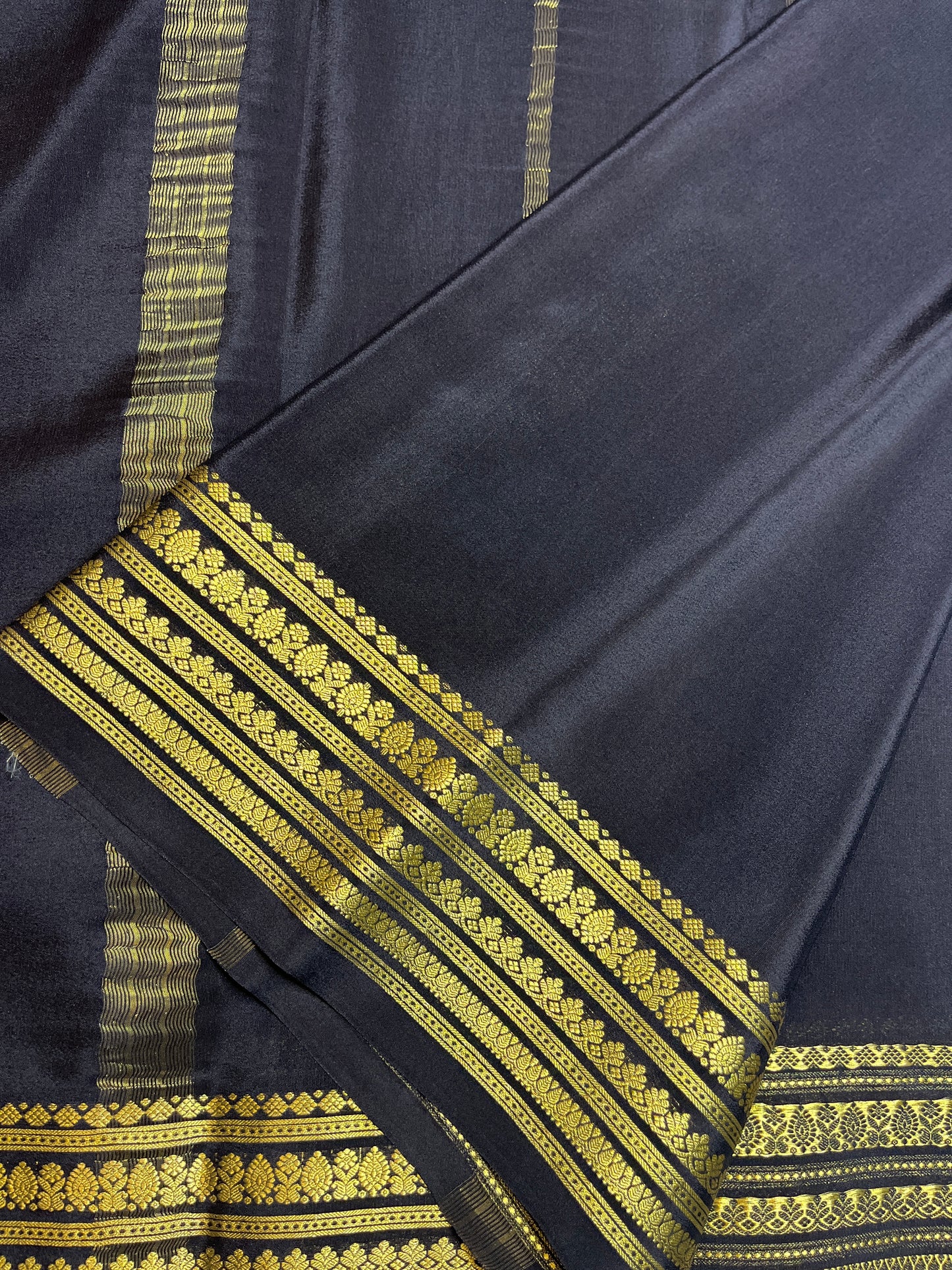Pure crepe Mysore silk -( 131036411)
