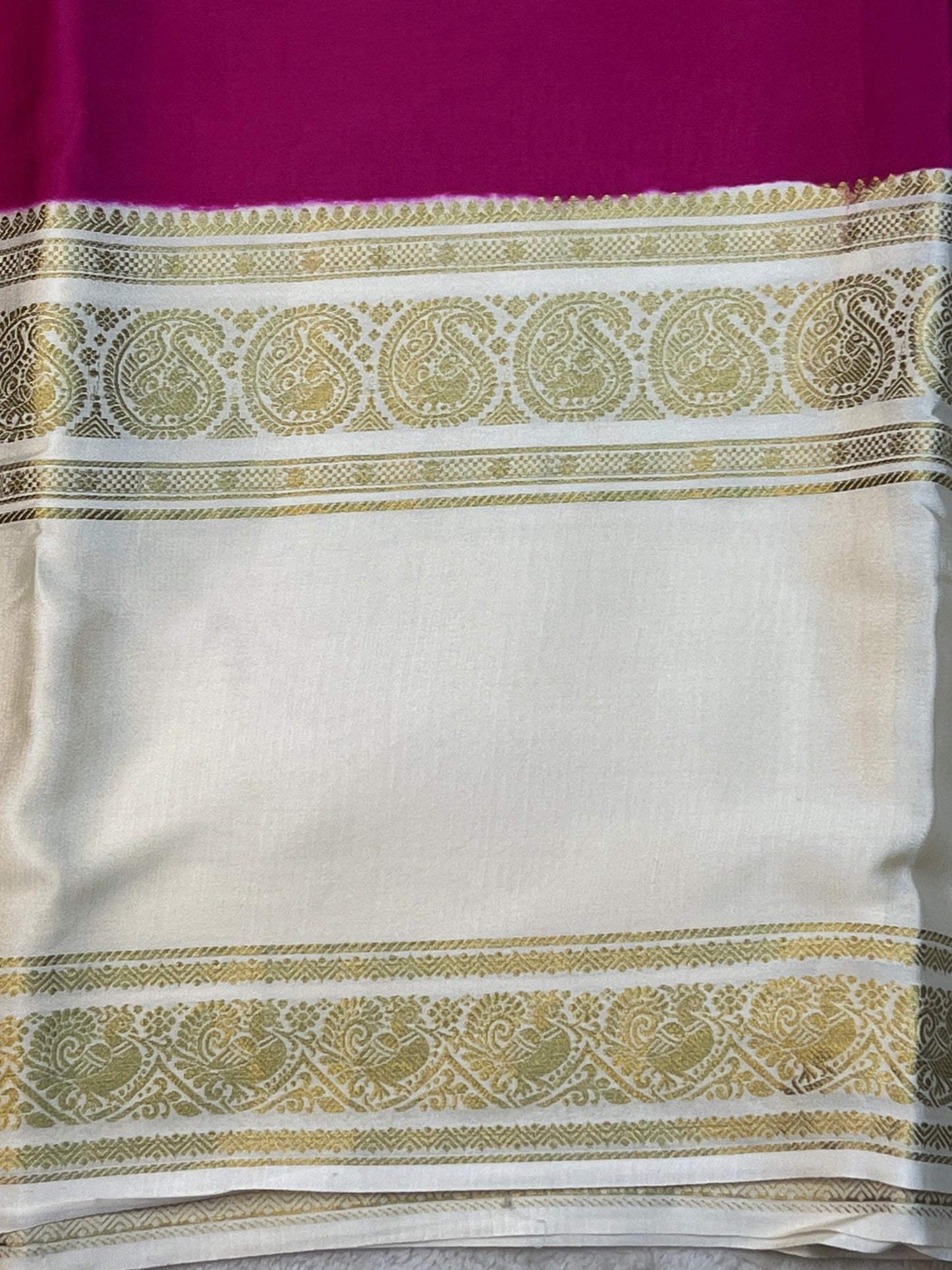 Pure Crepe Mysore Silk 3D Saree In Pink With White Contrast Color Blouse