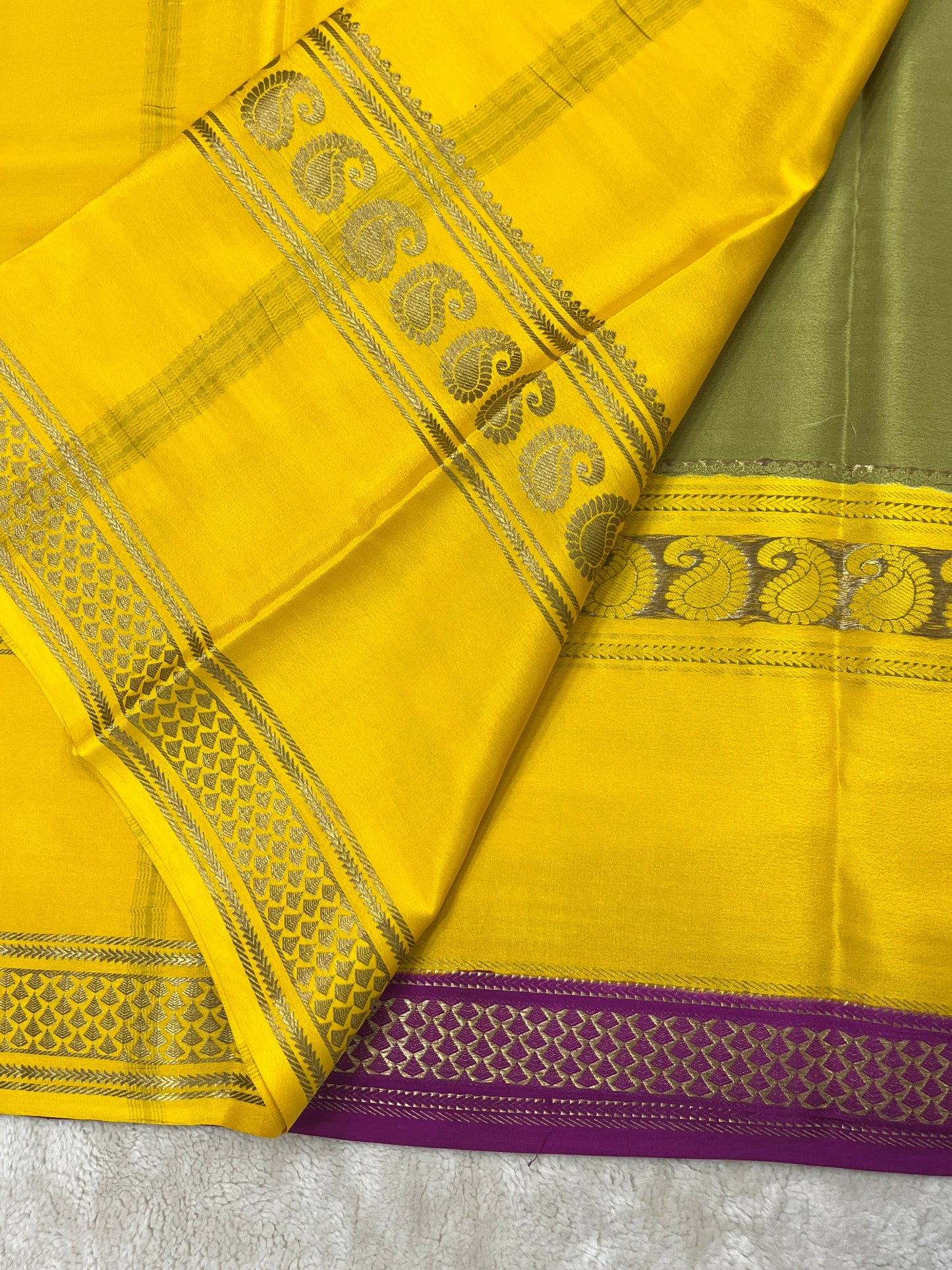 Pure Crepe Mysore Silk 3D Saree In Green with Yellow Contrast Blouse