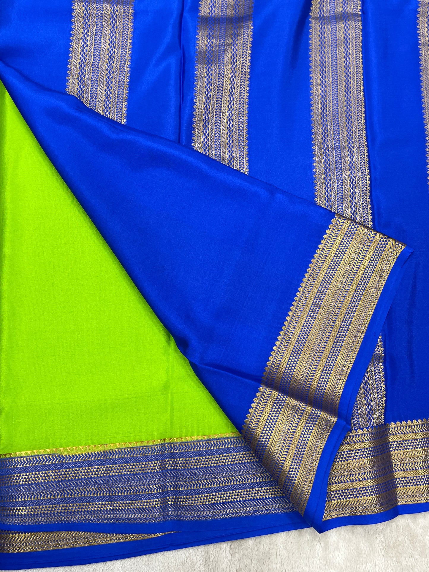 Pure Crepe Mysore Silk Saree in Green & Blue Contrast Border With Blouse