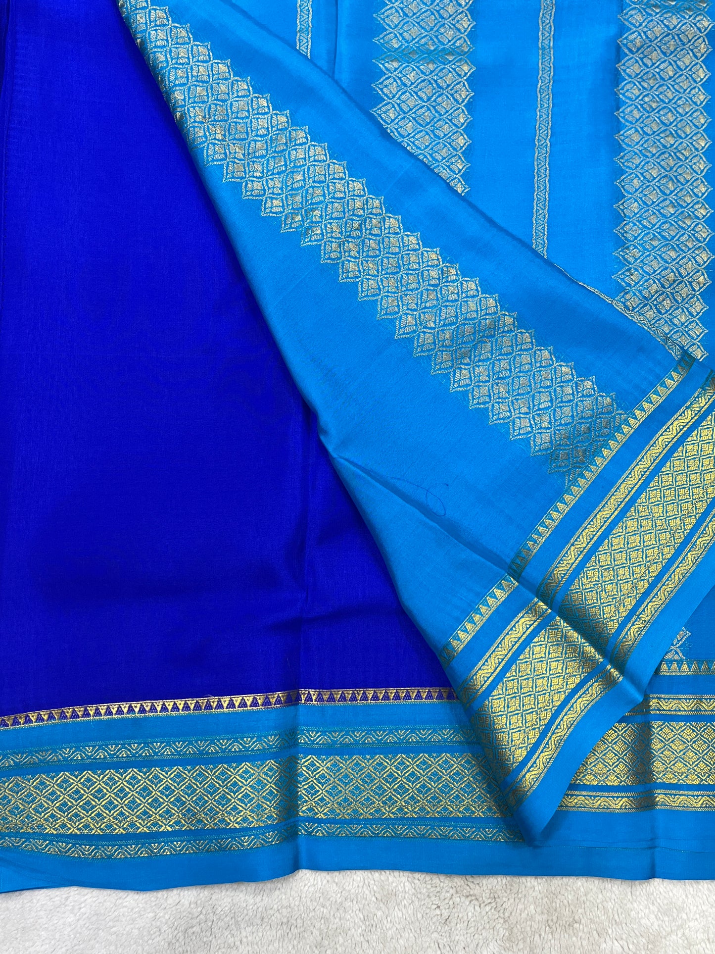 Box Brocade - 1145316