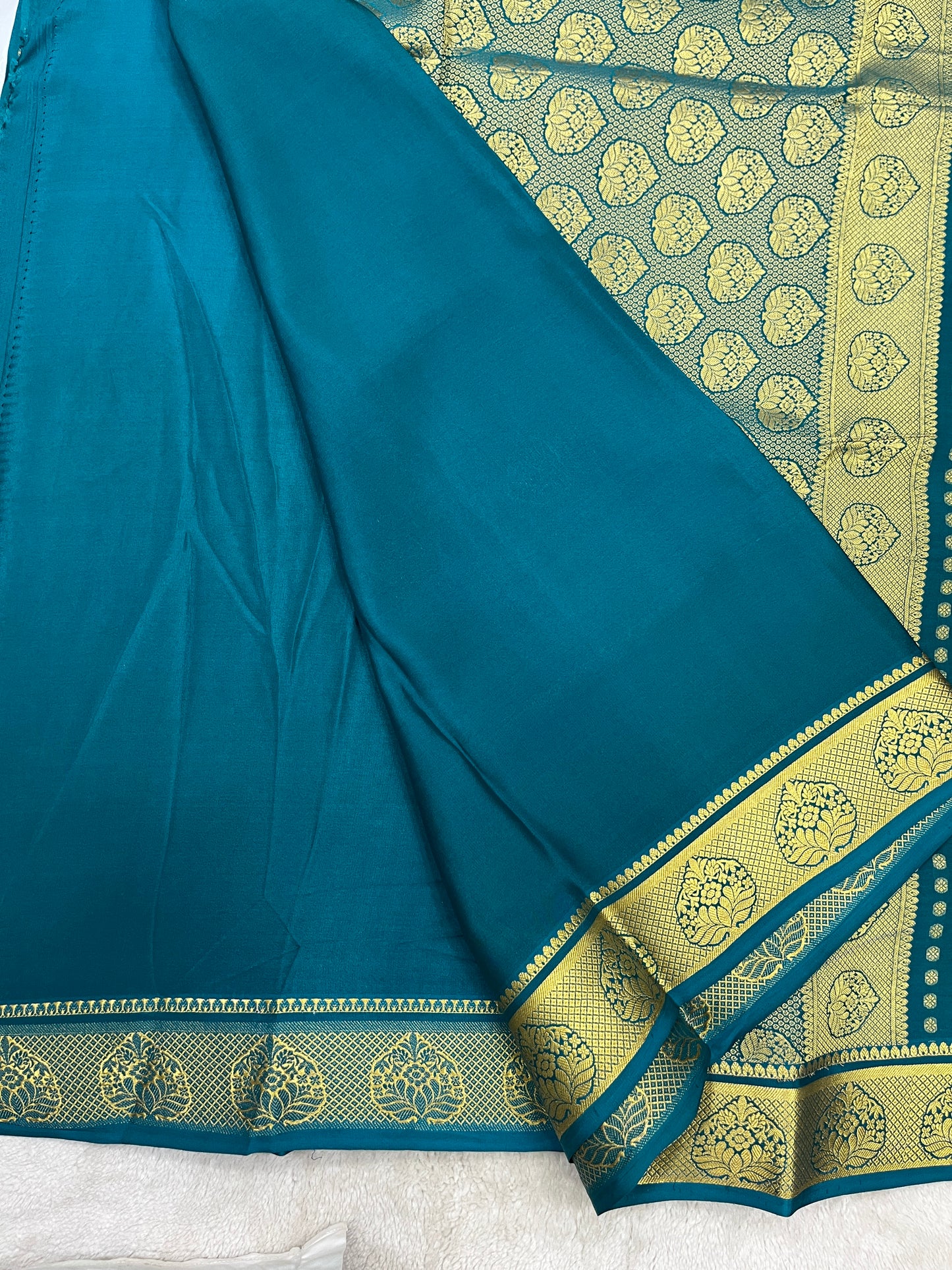Pure Crepe Mysore Silk Saree in all over Butta - 16271504