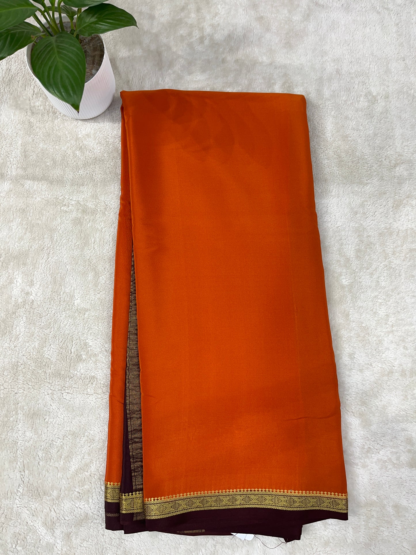 Pure Zari Mysore Silk Saree One Inch Dimond Border In Orange With Brown Contrast Color Blouse