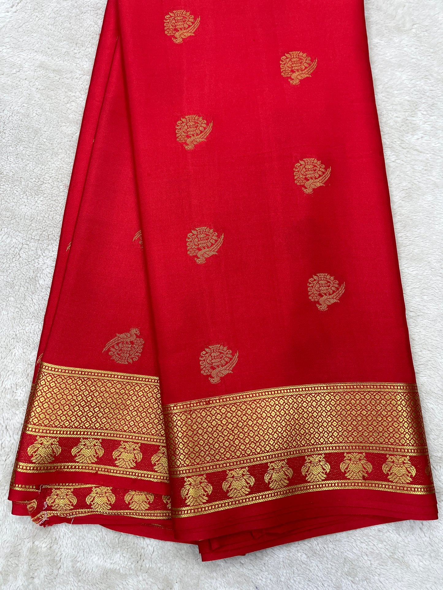 Pure Mysore silk saree-Butta (259871)