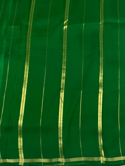 Pure Zari Mysore Silk Saree Half Inch Border In Onion Pink With Green Contrast Color Blouse