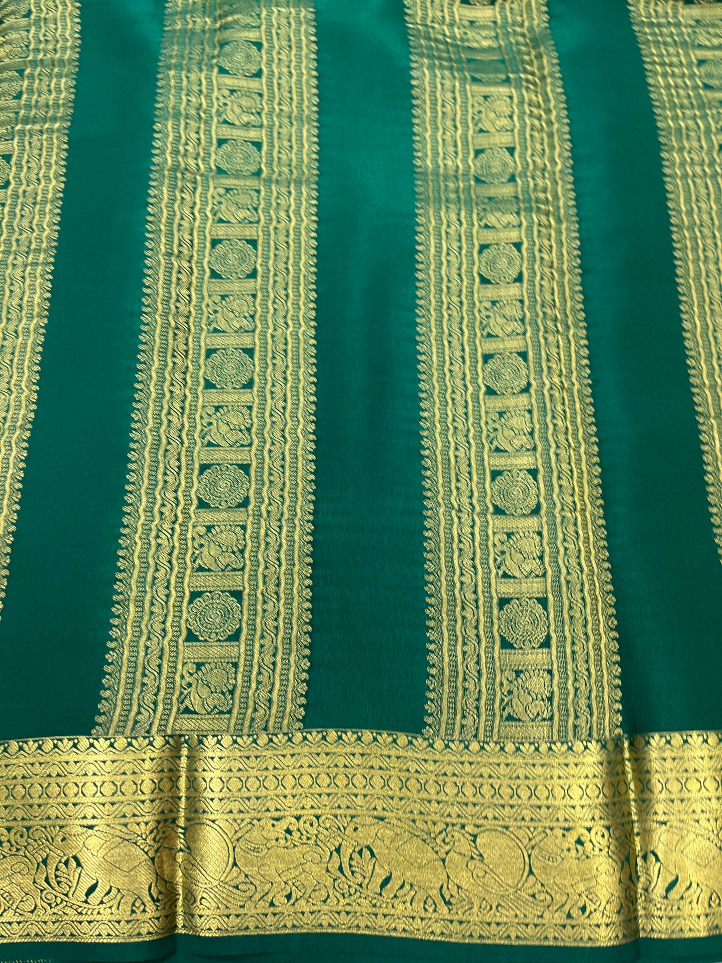 Pure Mysore silk saree- Butta(259871)