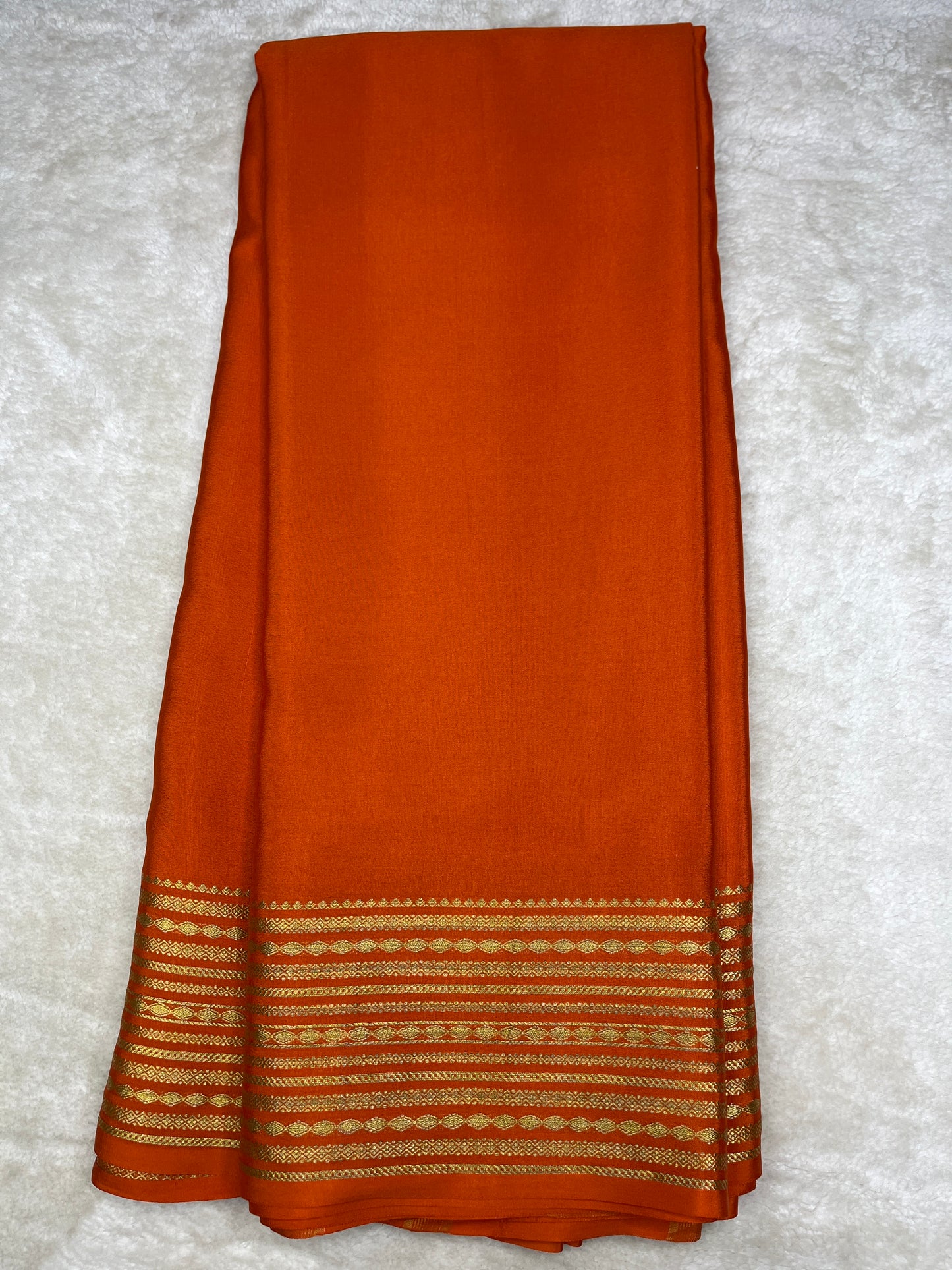 Pure crepe Mysore silk - lines border ( 1104902)