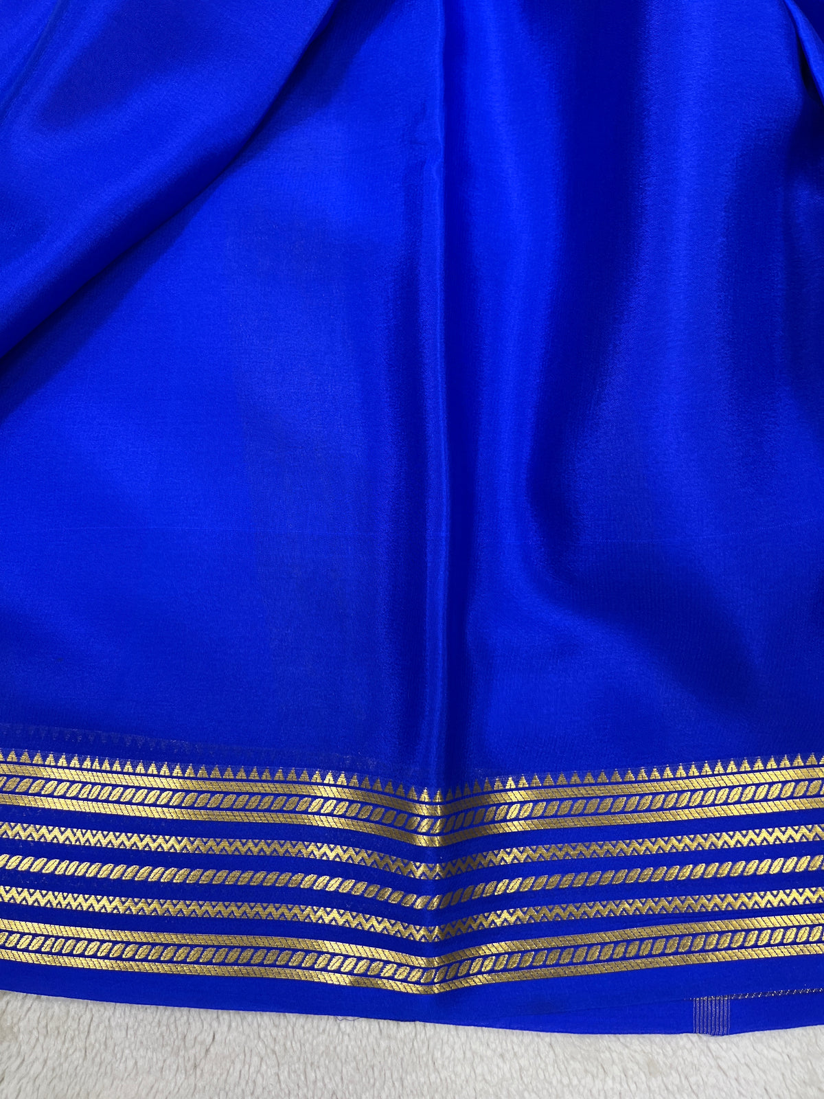 Pure crepe Mysore silk-Raksha Lines(13SO1803)