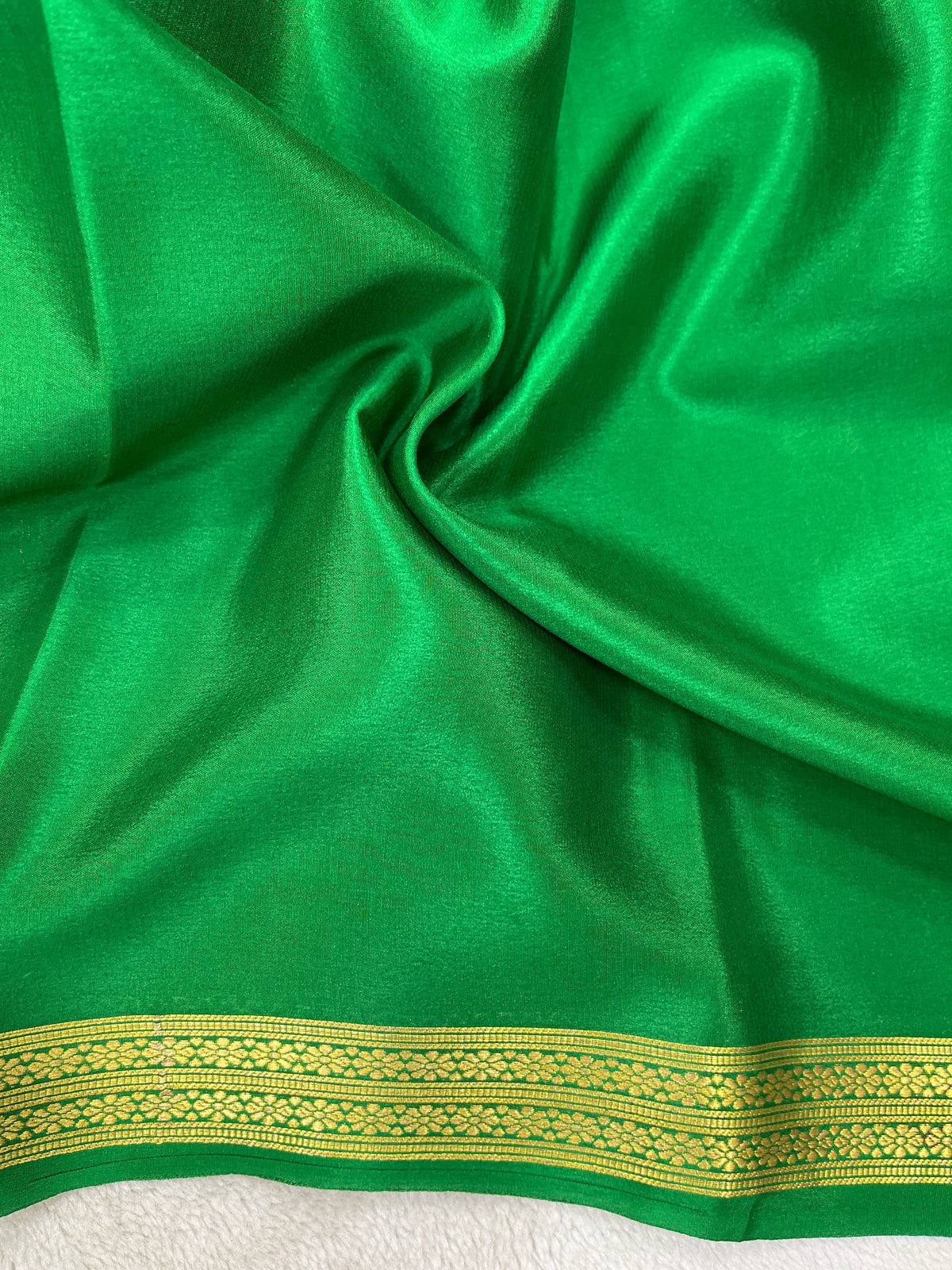 Pure crepe Mysore silk- Piping Contrast(1103601)