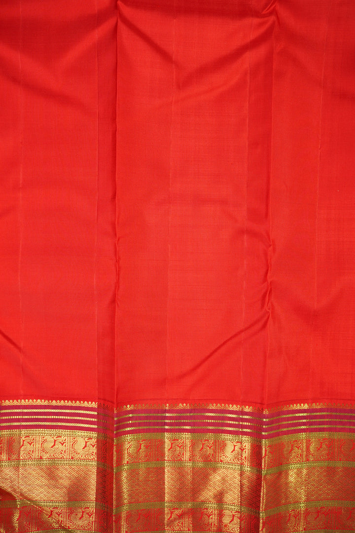 DARK GREEN VERTICAL STRIPES PURE KANCHIPURAM SILK SAREE- 2Gram | SILK MARK CERTIFIED