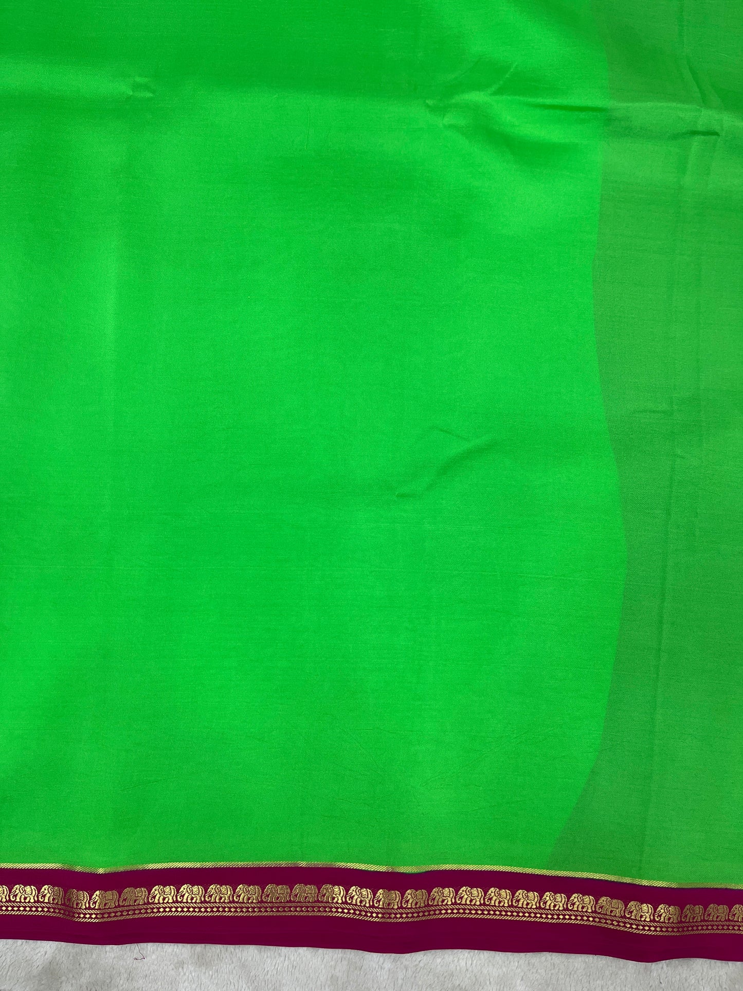 Pure Zari Mysore Silk Saree Elephant Border In Parrot Green With Wine Contrast Color Blouse