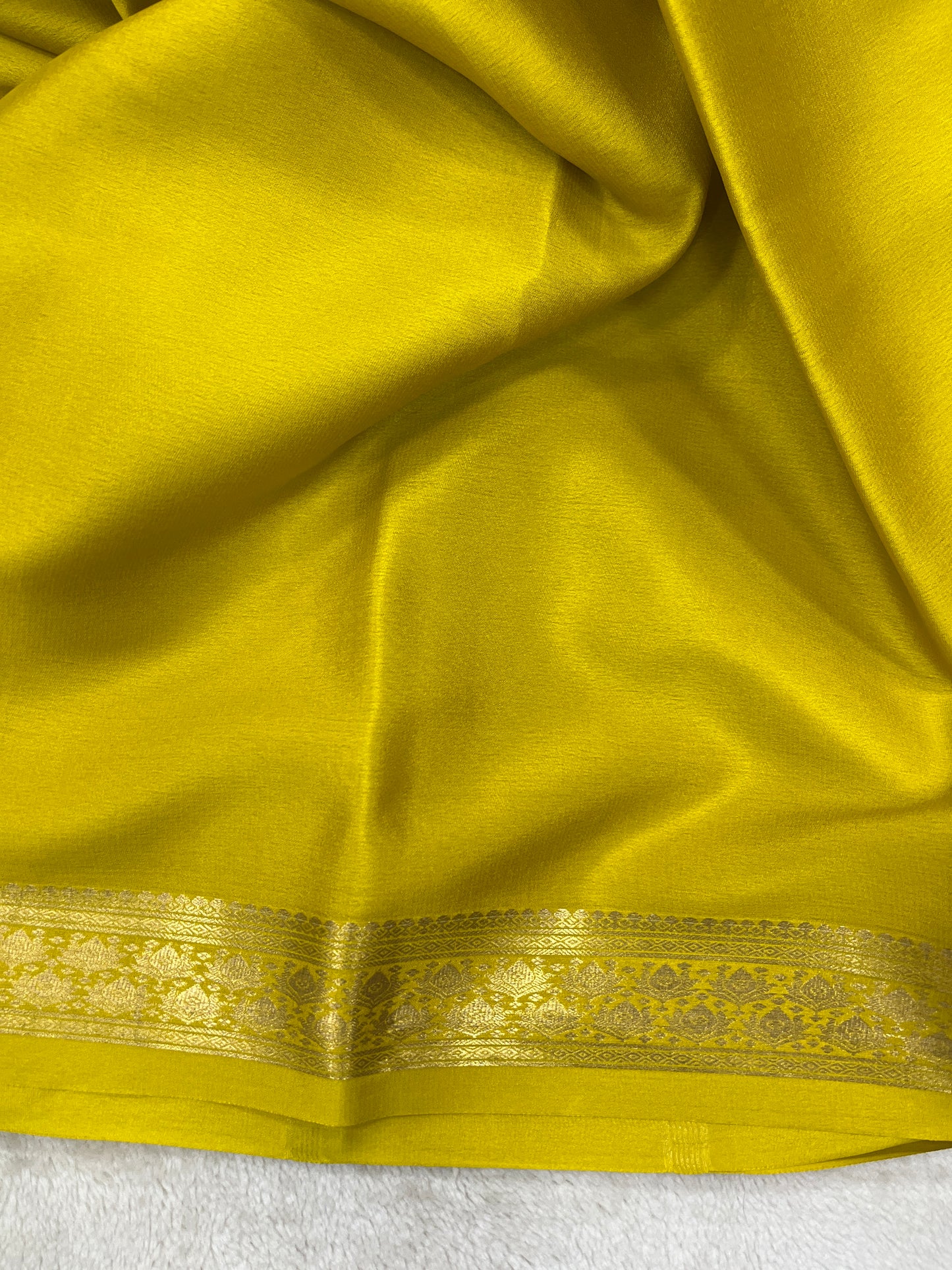 Pure crepe Mysore silk-Trisha 2 Self(16275513)