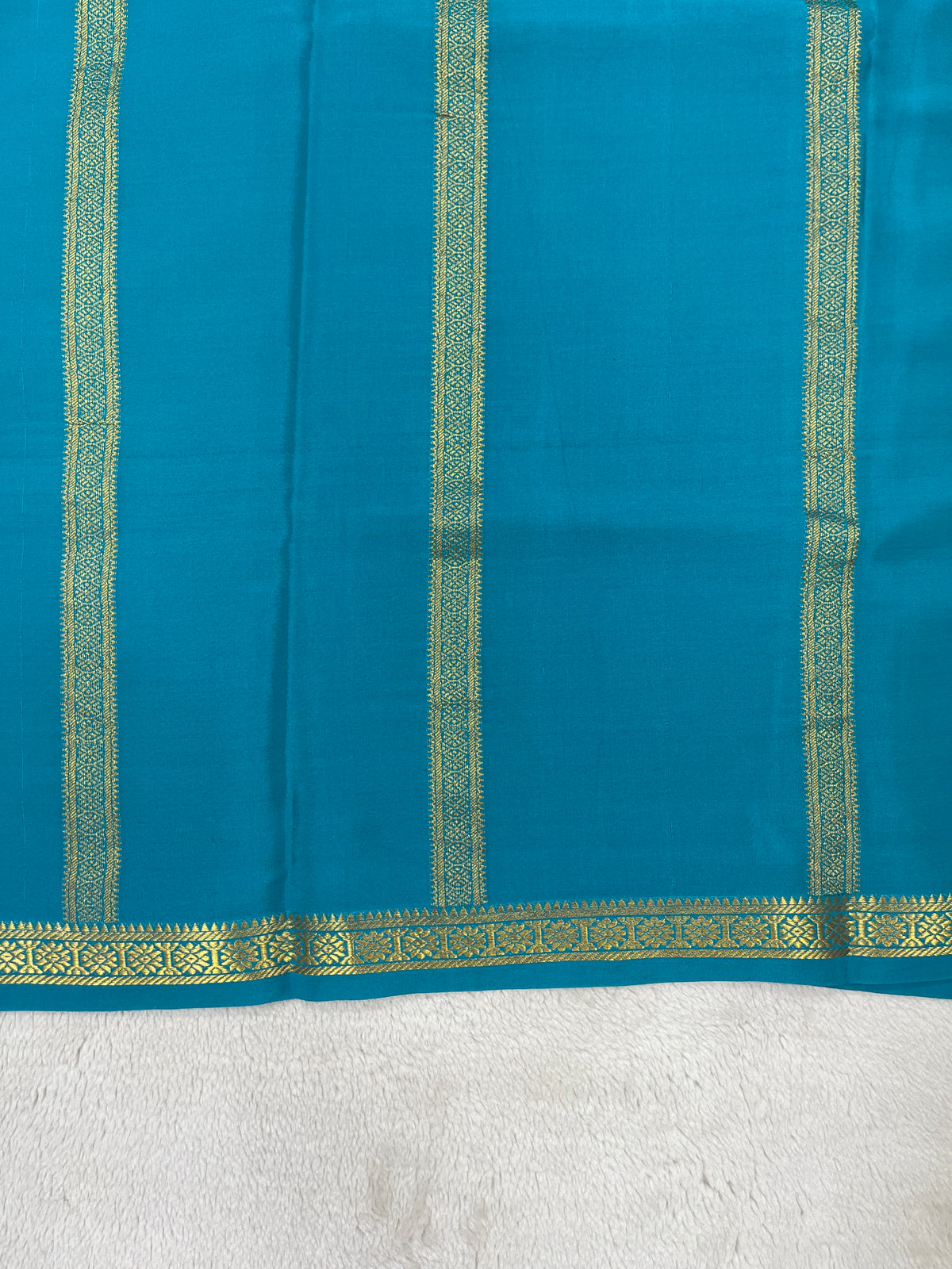 Pure crepe Mysore silk-kalpana cont- 120GSM (16277316)