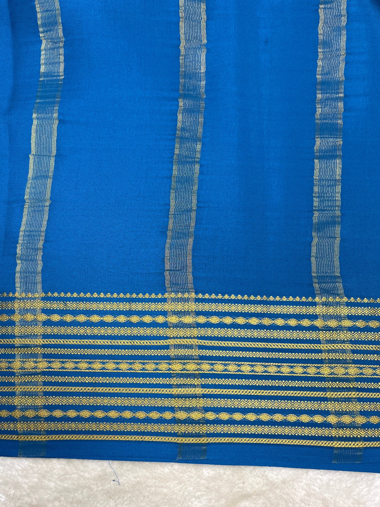 Pure crepe Mysore silk - lines border ( 1104902)