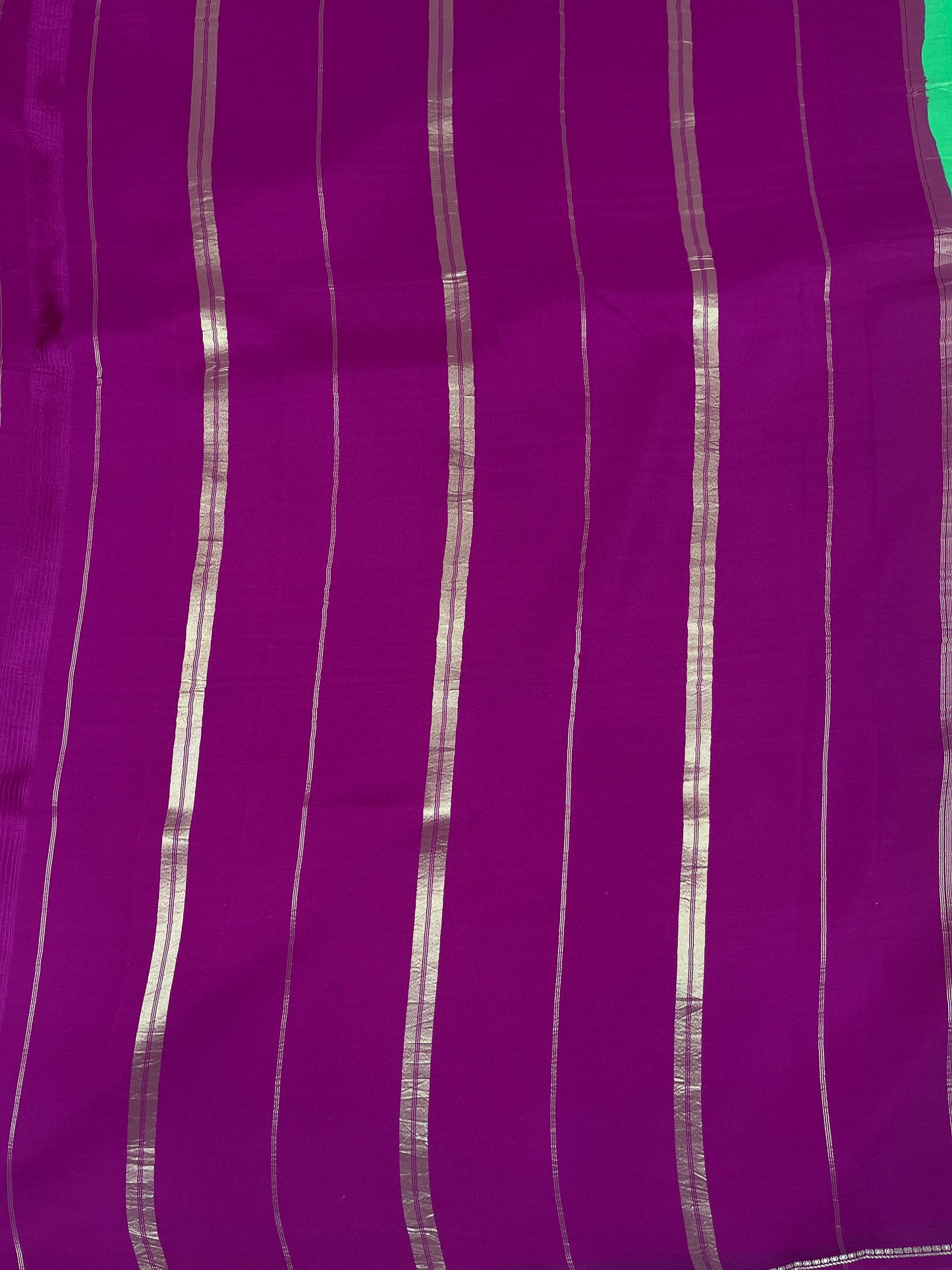 Pure Zari Mysore Silk Saree Elephant Border In Parrot Green With Wine Contrast Color Blouse