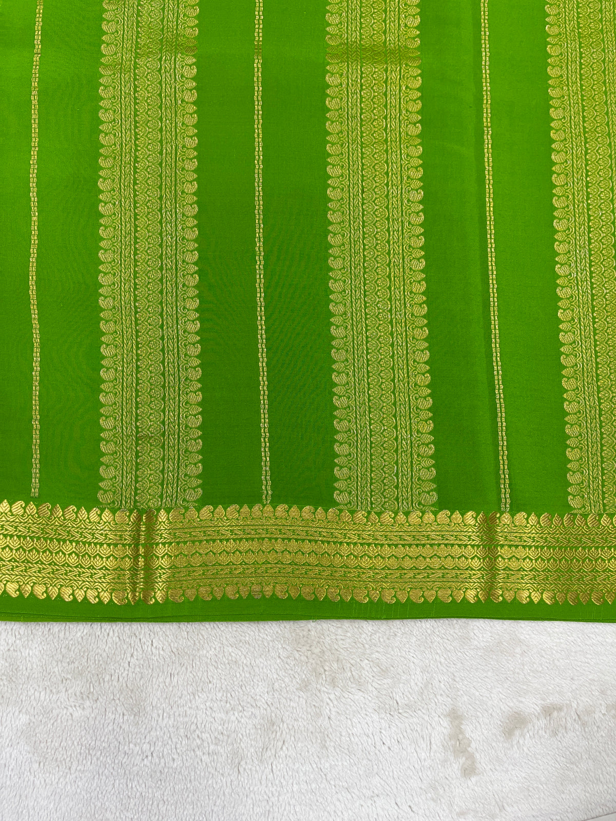 Pure Mysore Silk-Big Checks- 120GSM (1462531)
