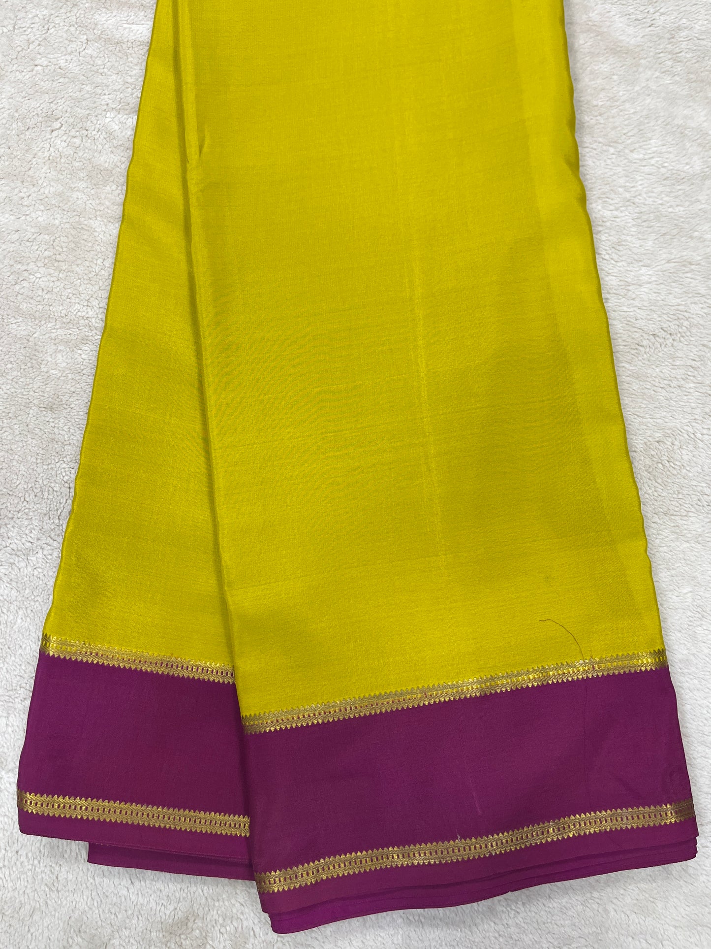 Pure crepe Mysore silk saree-Gatti Border & 9 By(1104001)