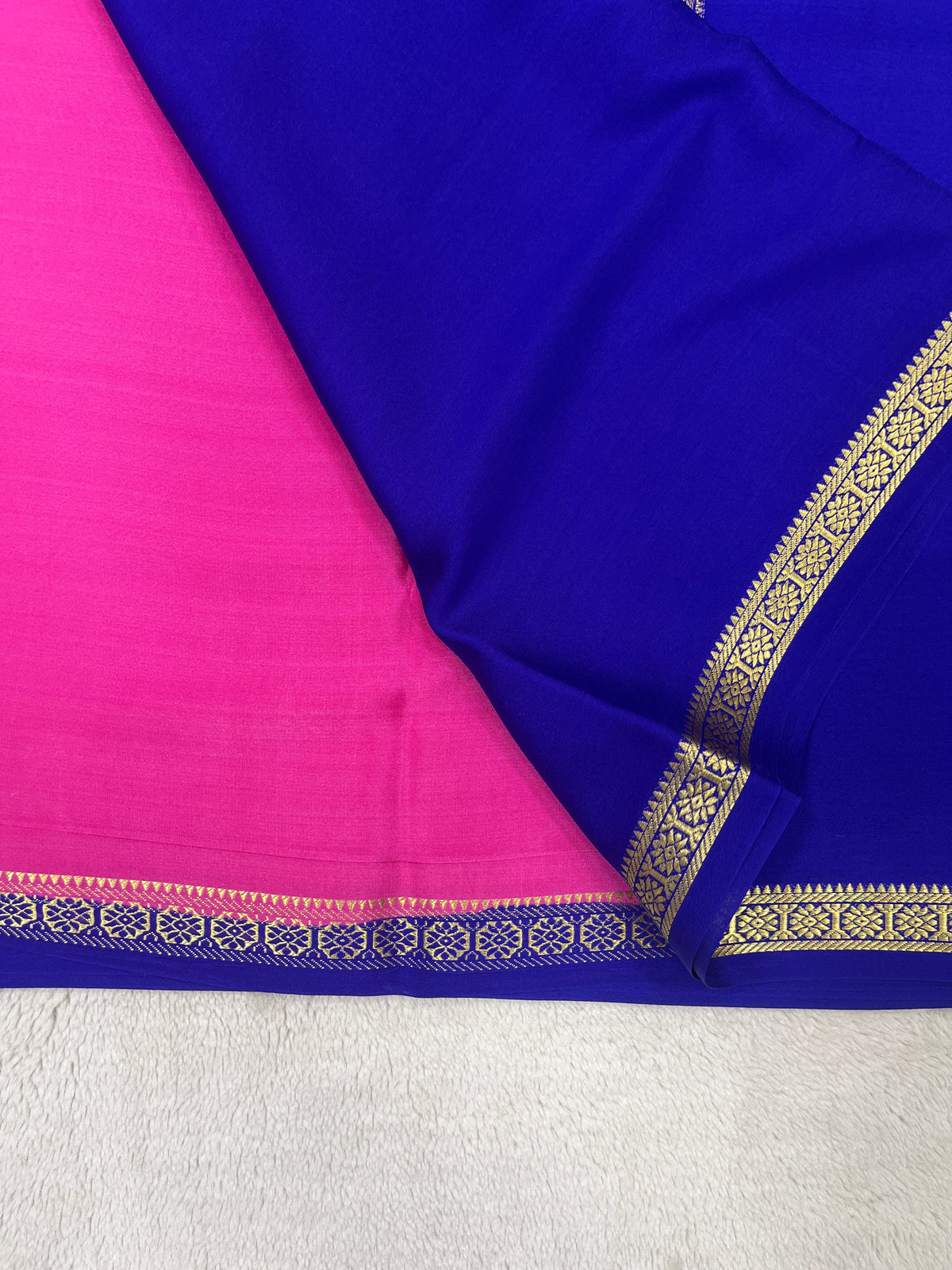 Pure crepe Mysore silk-kalpana cont- 120GSM (16277316)