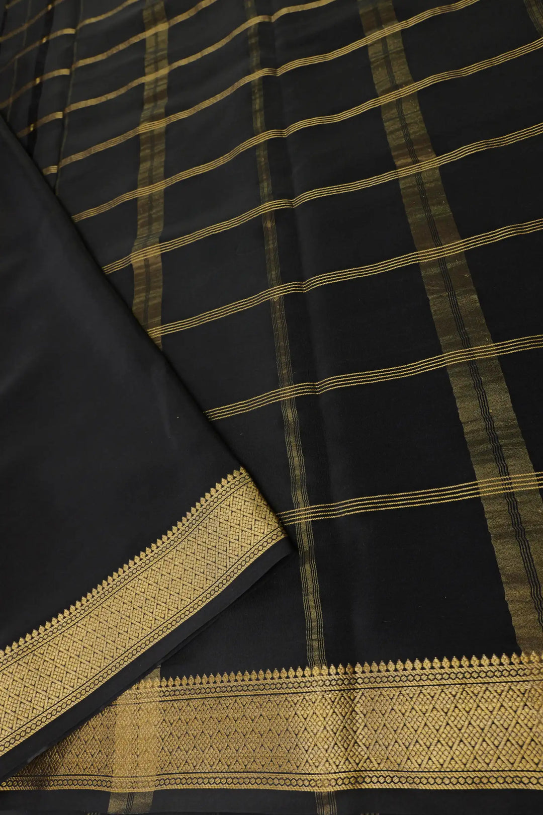 Big Checks Pure Mysore Silk Saree in Red and Black Color with Contrast Black Blouse