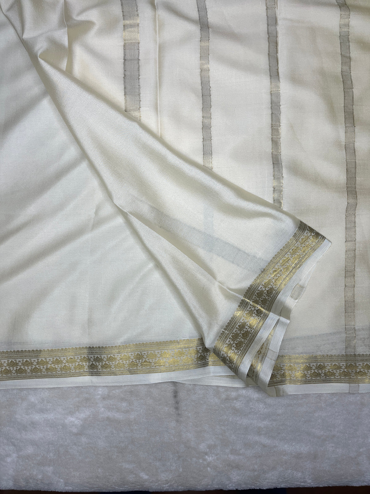 Pure crepe Mysore silk saree-70GSM(16275513)