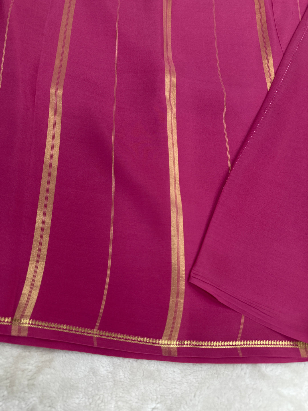 Pencil Border Pure Mysore Silk Saree in Pure Zari Pink Color With Self Color Blouse
