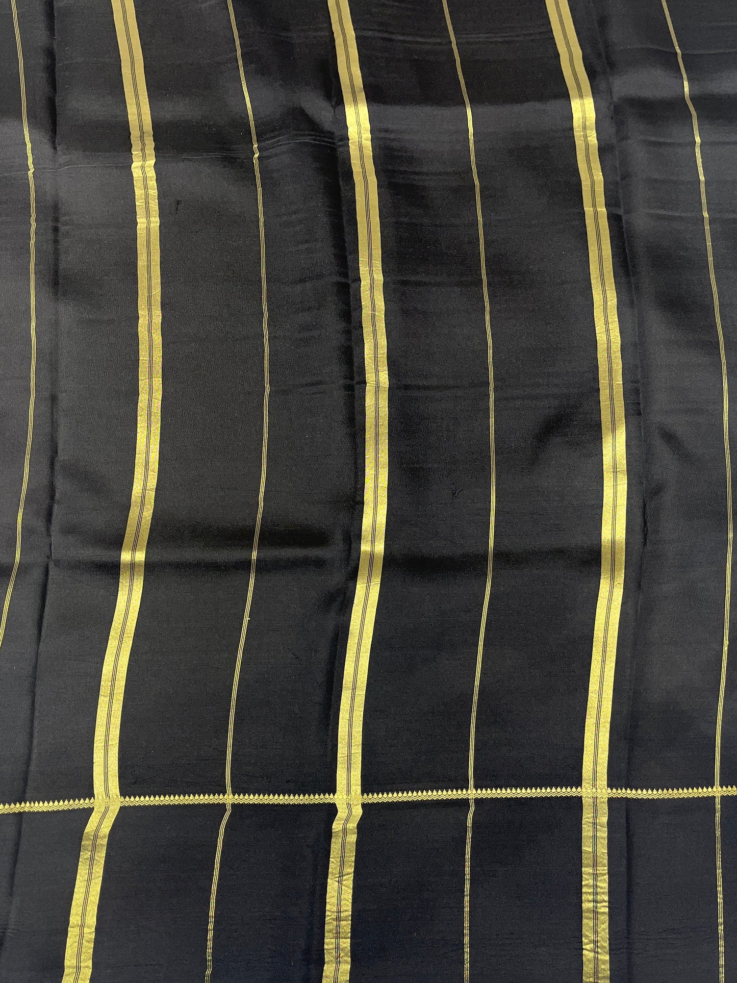 Pure Zari Mysore Silk Saree Bentex Border In Orange With Black Contrast Color