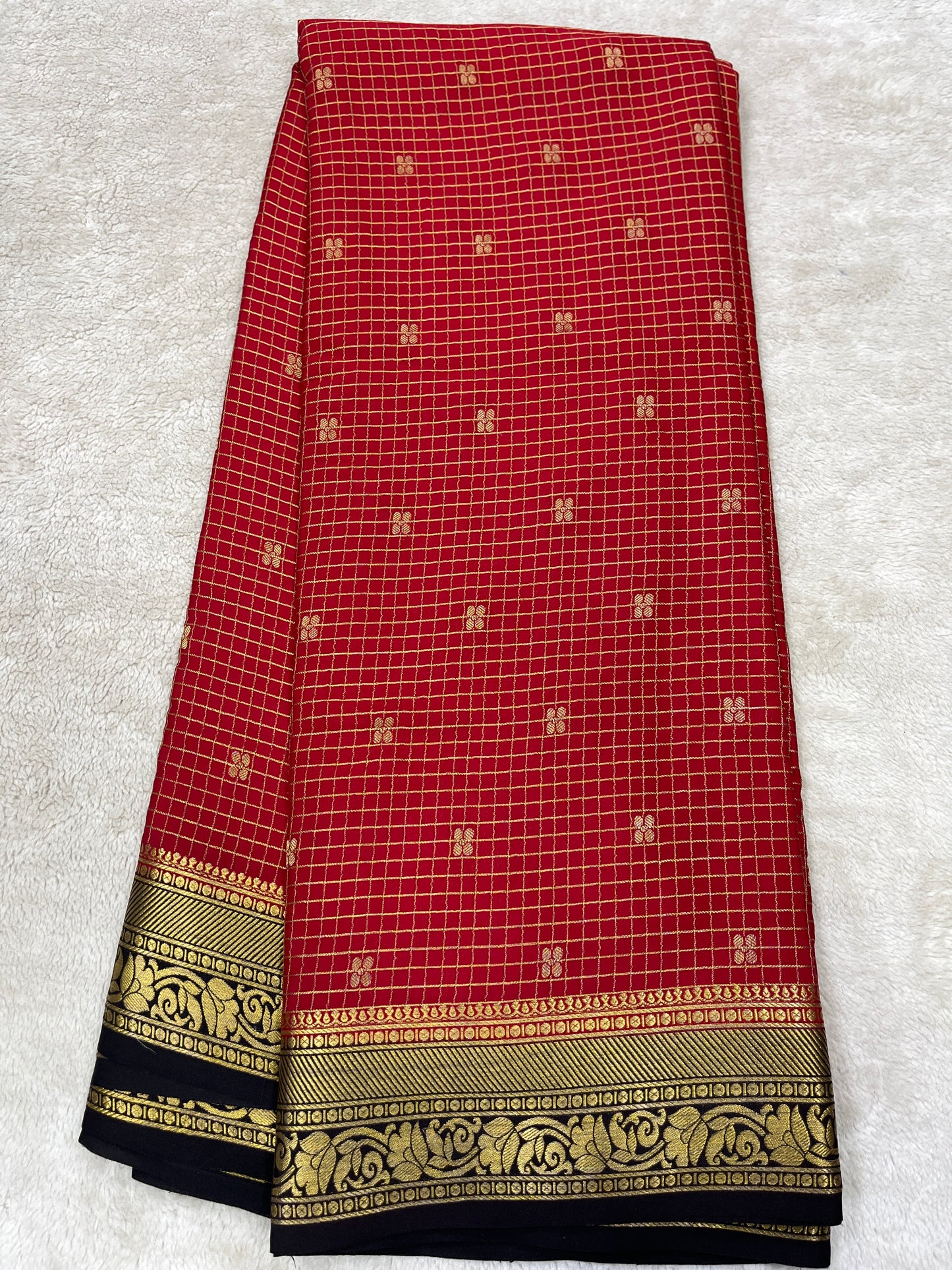 Pure crepe Mysore silk-Dhivya Checks(26379937)