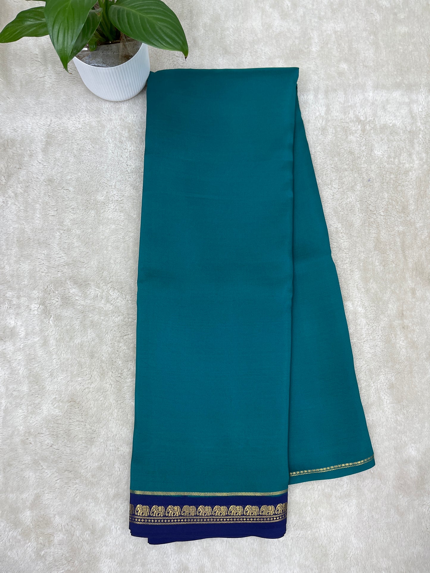 Pure Zari Mysore Silk Saree Elephant Border In Peacock Green With Navy Blue Contrast Color Blouse