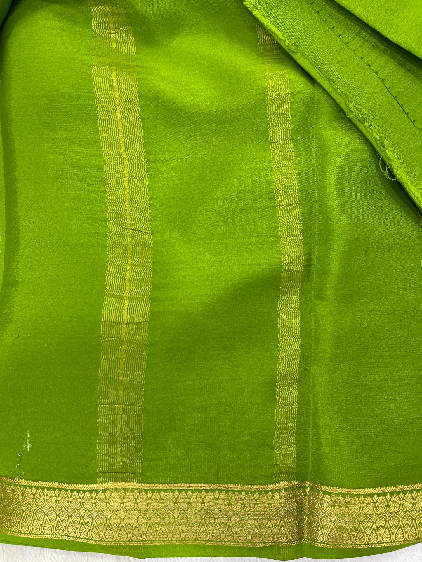 Pure crepe Mysore silk-Gatti Border(1104002)
