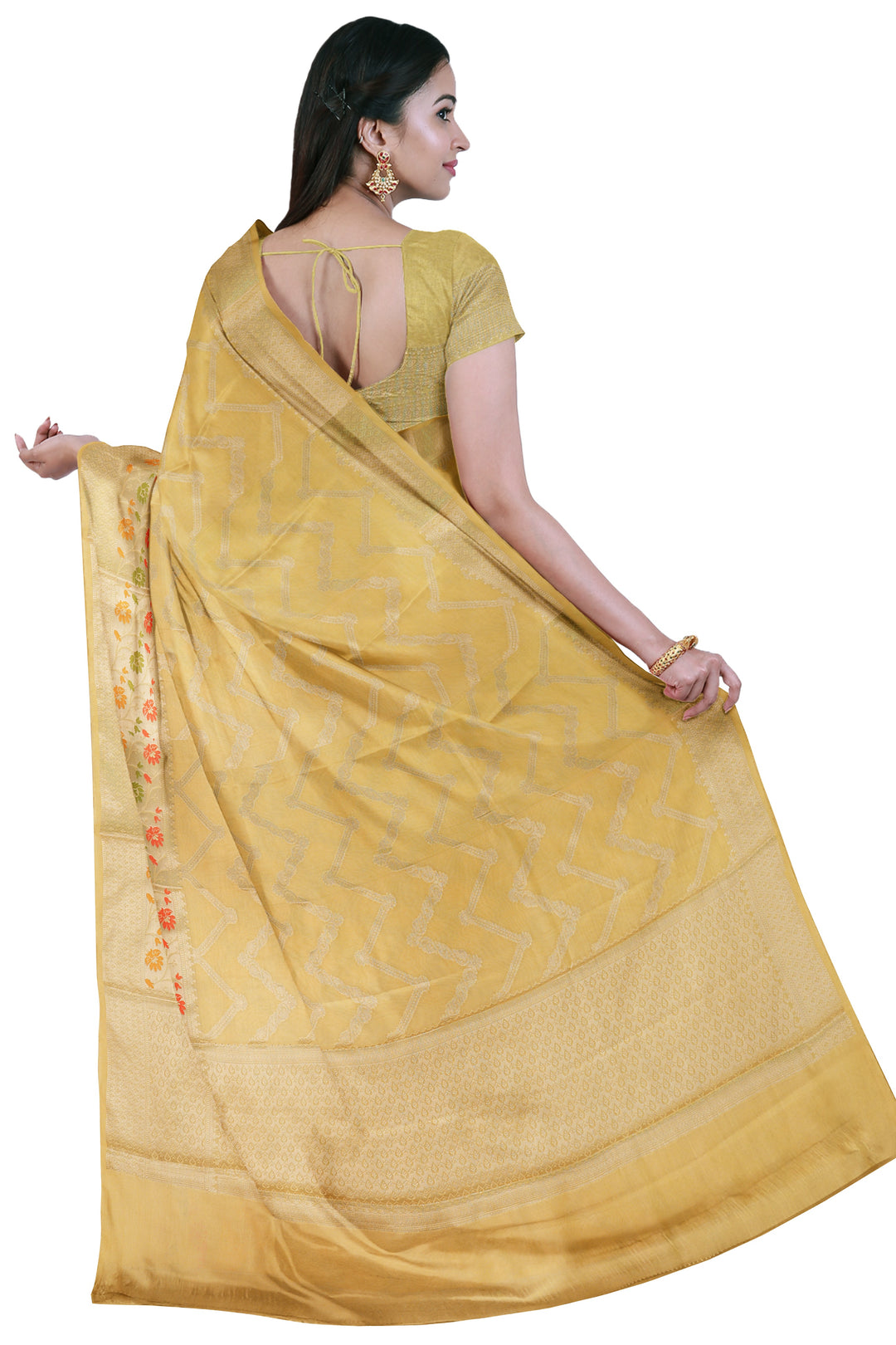 CREAMISH COLOUR BLENDED BANARASI KATAN SONA RUPA ZARI HANDLOOM SAREE