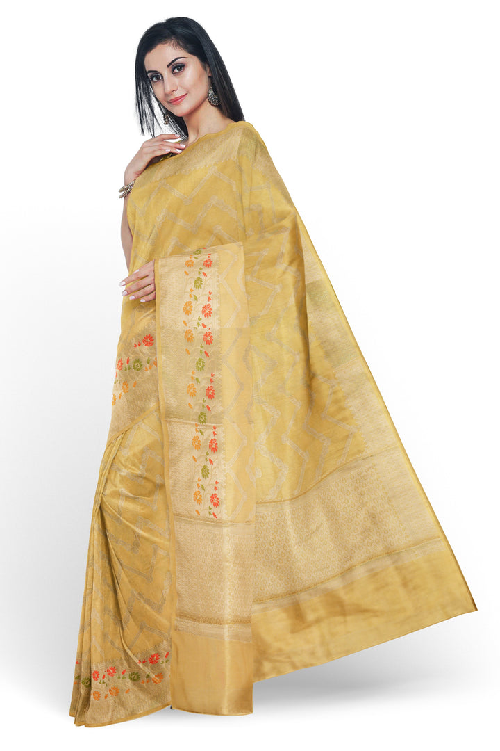 CREAMISH COLOUR BLENDED BANARASI KATAN SONA RUPA ZARI HANDLOOM SAREE