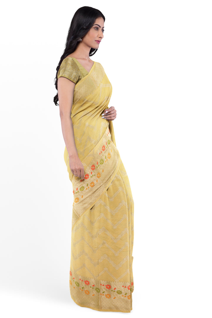 CREAM BANARASI KATAN HANDLOOM SAREE WITH SONA RUPA ZARI WORK - ATHARVA