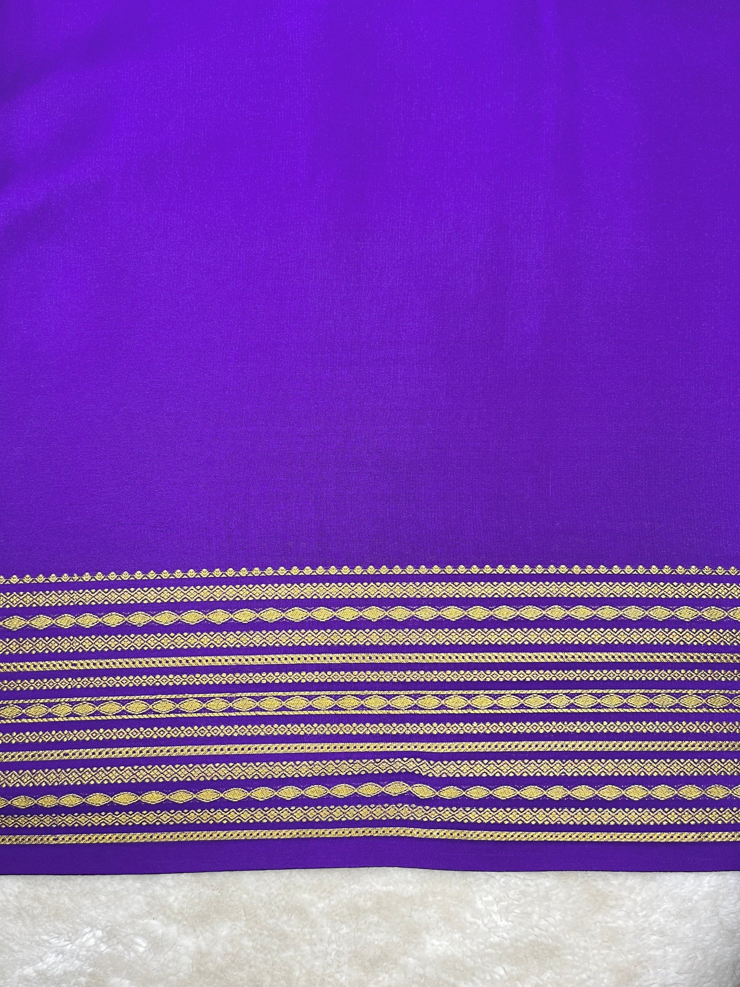 Pure crepe Mysore silk - lines border ( 1104902)