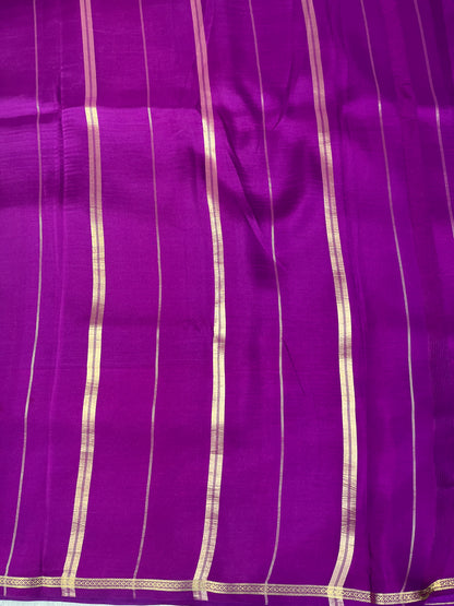Pure Zari Mysore Silk Saree Half Inch Border In Green With Pink Contrast Color Blouse