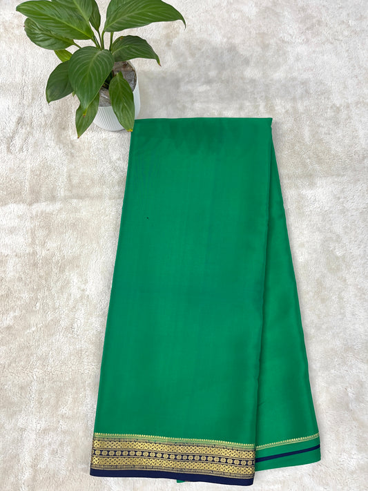 Pure Zari Mysore Silk Saree Floral Gatti Border In green With Navy Blue Contrast Color Blouse