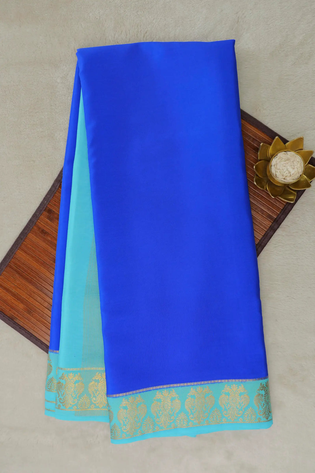 Gandaberunda Border Pure Mysore Silk Saree In Blue and Sky Blue Color