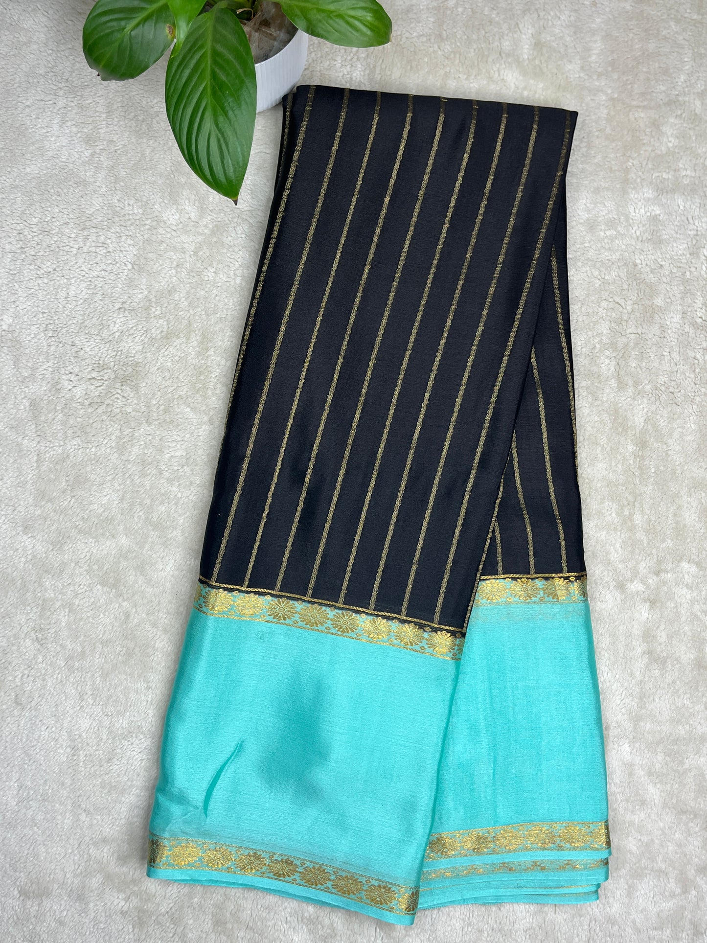 Pure Crepe Mysore Silk crush Saree In Black With Blue Contrast Blouse-1146007