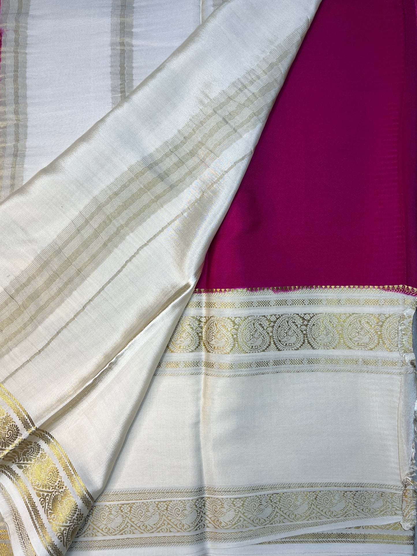 Pure Crepe Mysore Silk 3D Saree In Pink With White Contrast Color Blouse