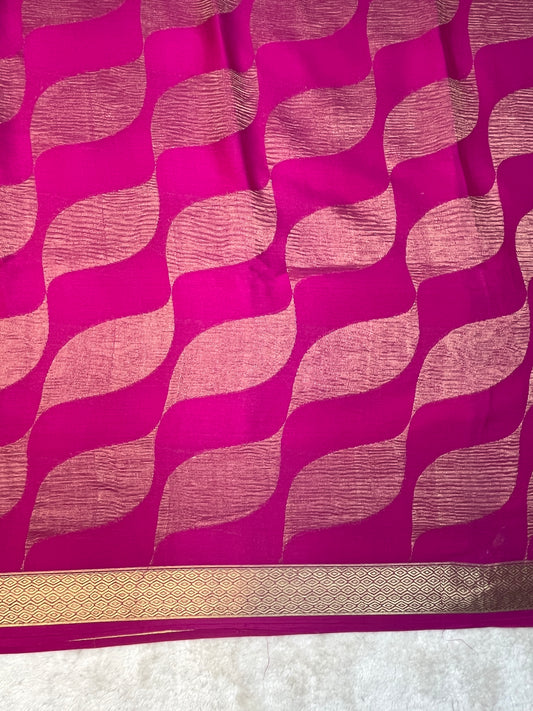 Pure Crepe Mysore Silk Saree In  Diamond Crush Brocade With Pink Self Blouse
