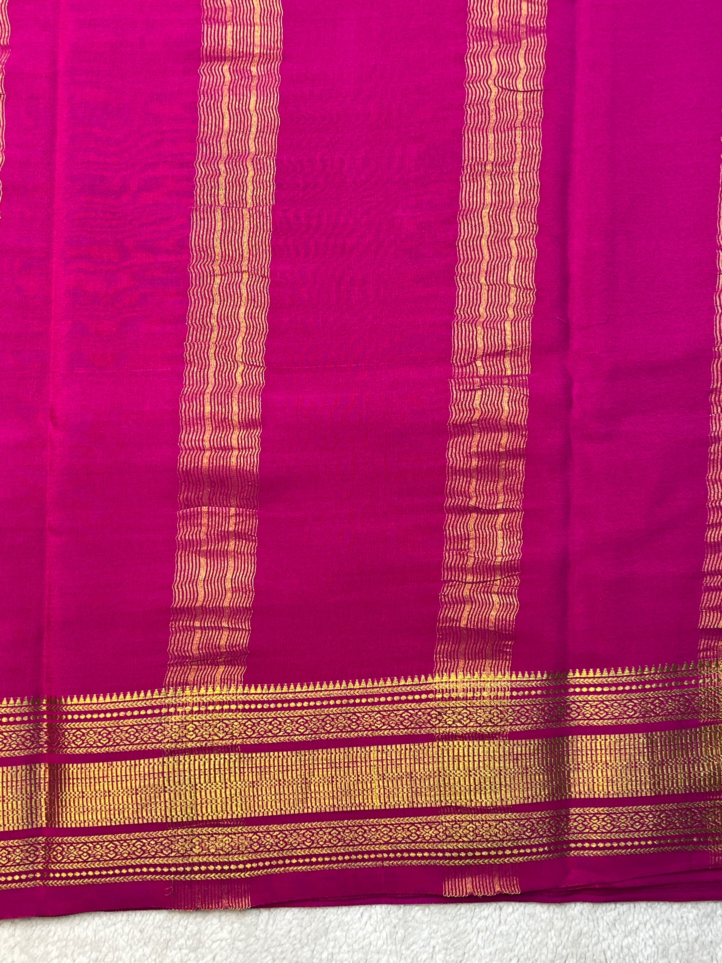 Pure Crepe Mysore Silk Patti Border In Green With Pink Contrast Blouse