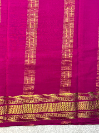 Pure Crepe Mysore Silk Patti Border In Green With Pink Contrast Blouse