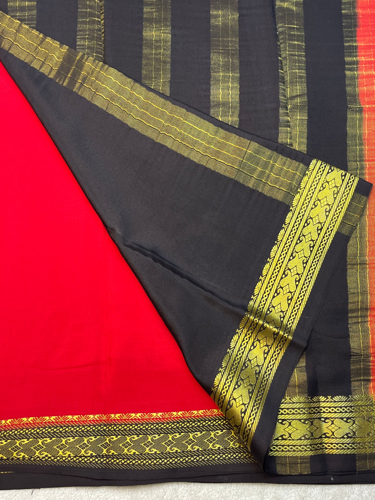 Pure Crepe Mysore Silk Saree  in Patti border - 1146001