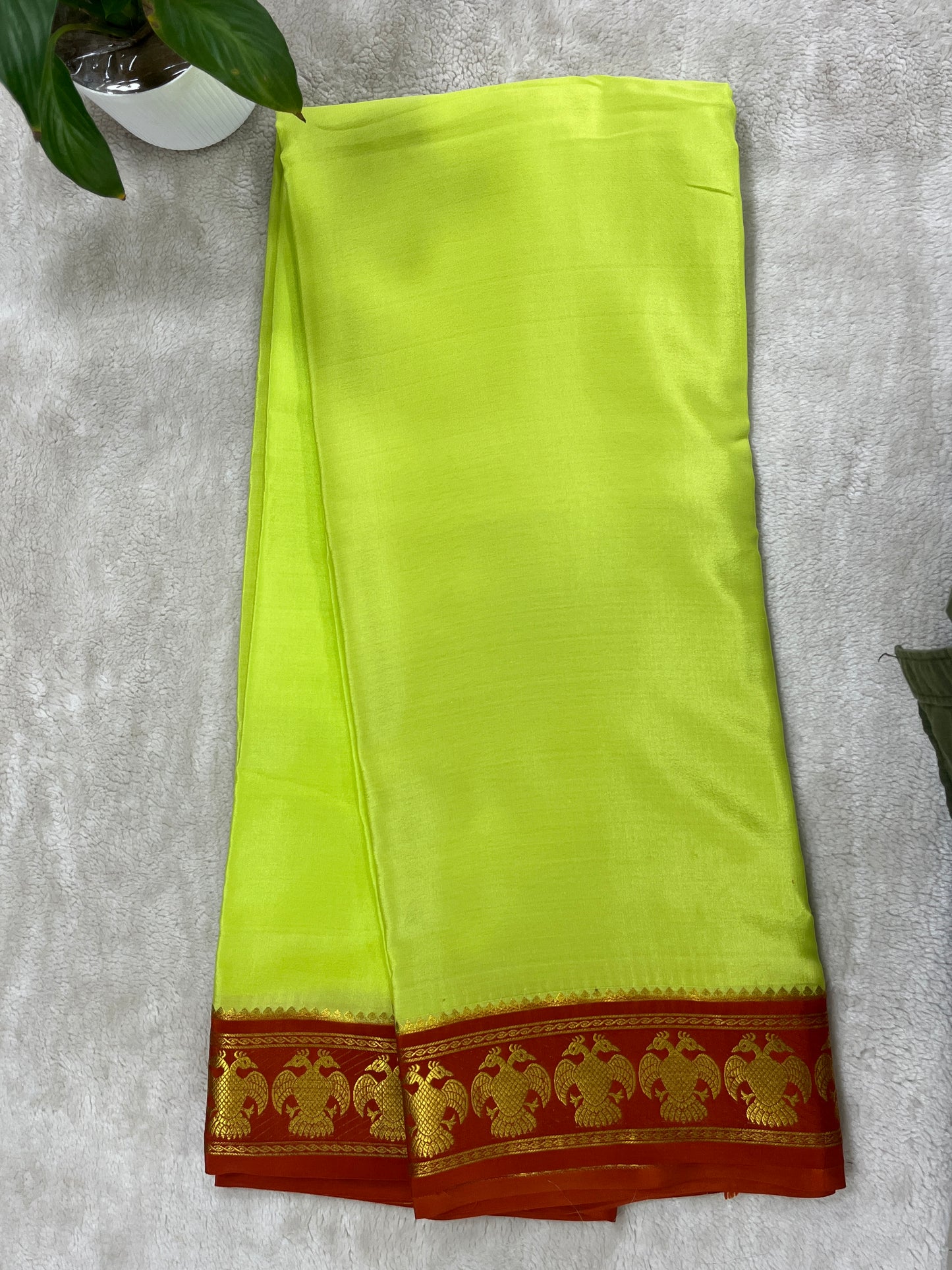Pure Crepe Mysore Silk with Gandaberunda Pattern In Green with Contrast Red Blouse