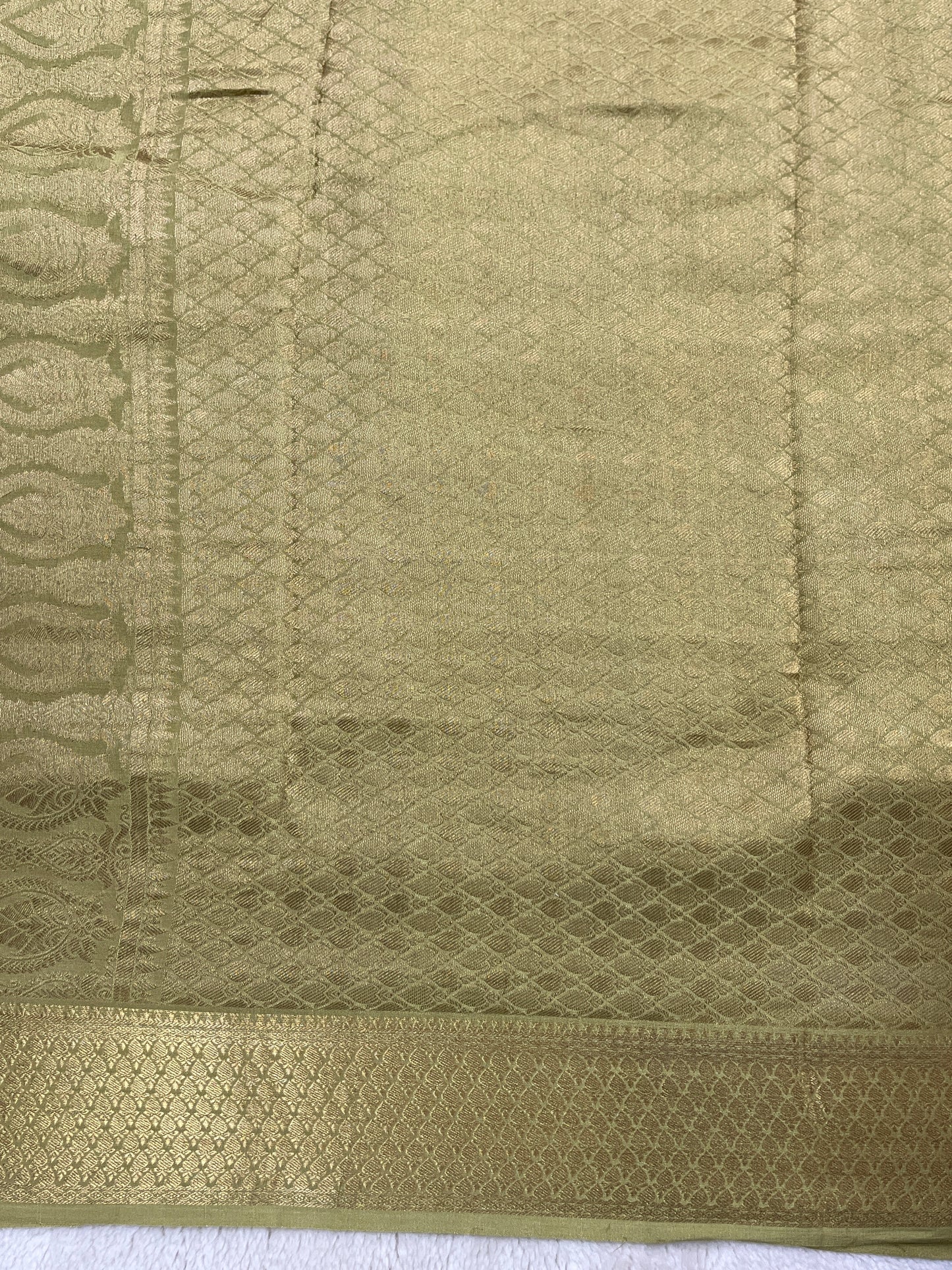 Pure Crepe Mysore Silk Saree with kalanjali checks in Green Colour
