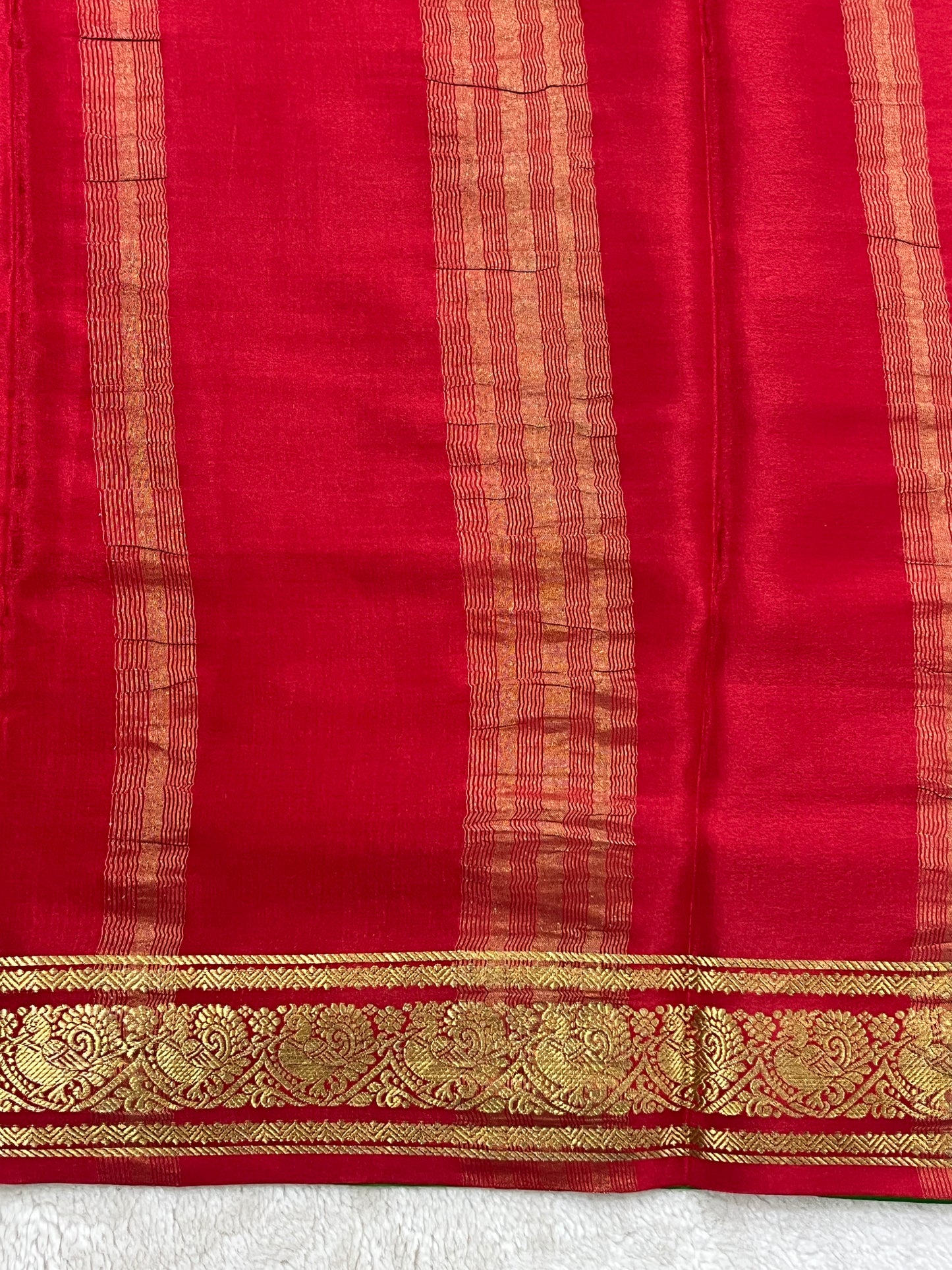 Pure Crepe Mysore Silk-3D Saree In Grey and Green with Red Contrast Blouse