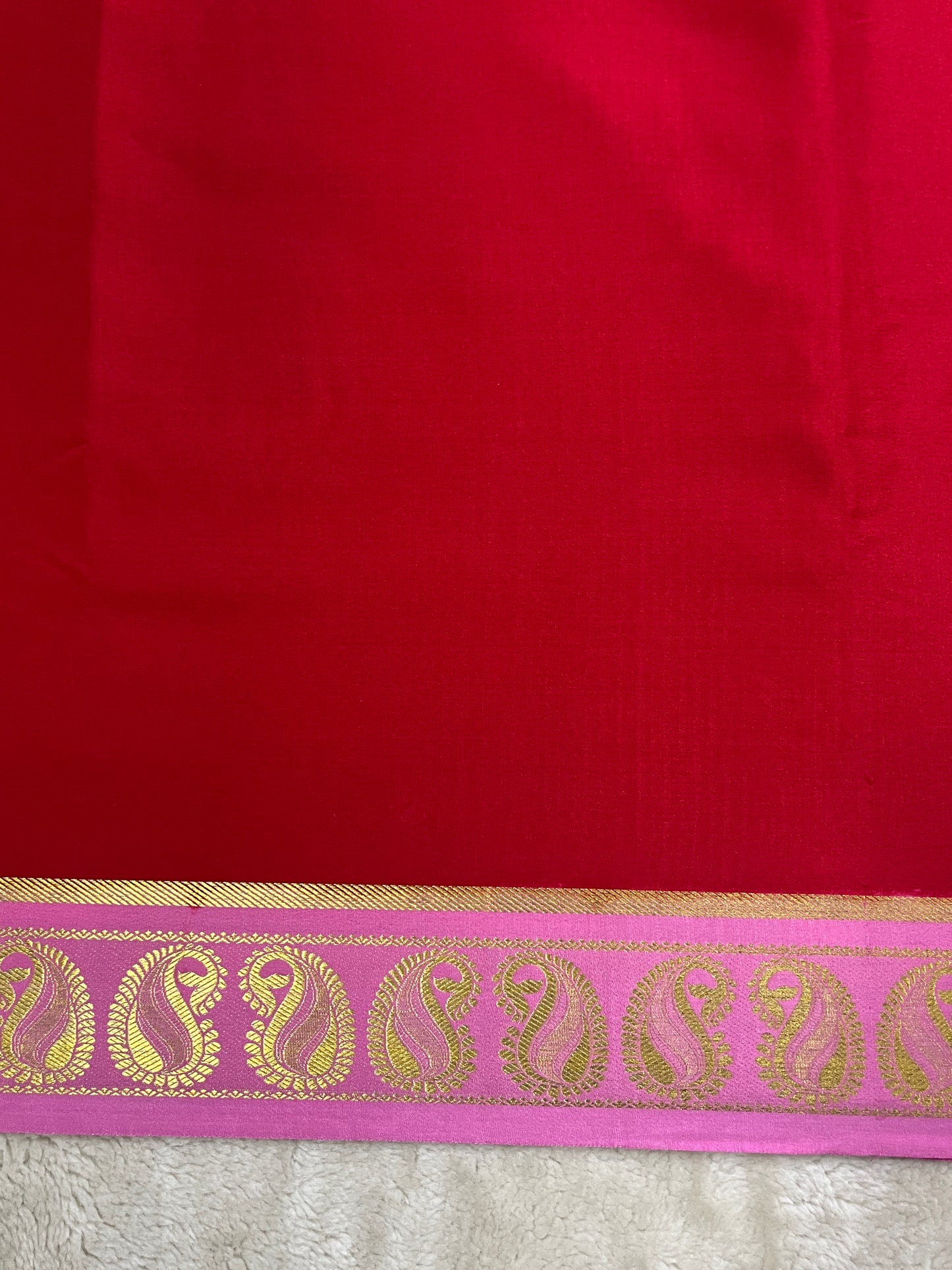 Pure Mysore Silk Saree In Patti Border With Red and Pink Contrast Blouse
