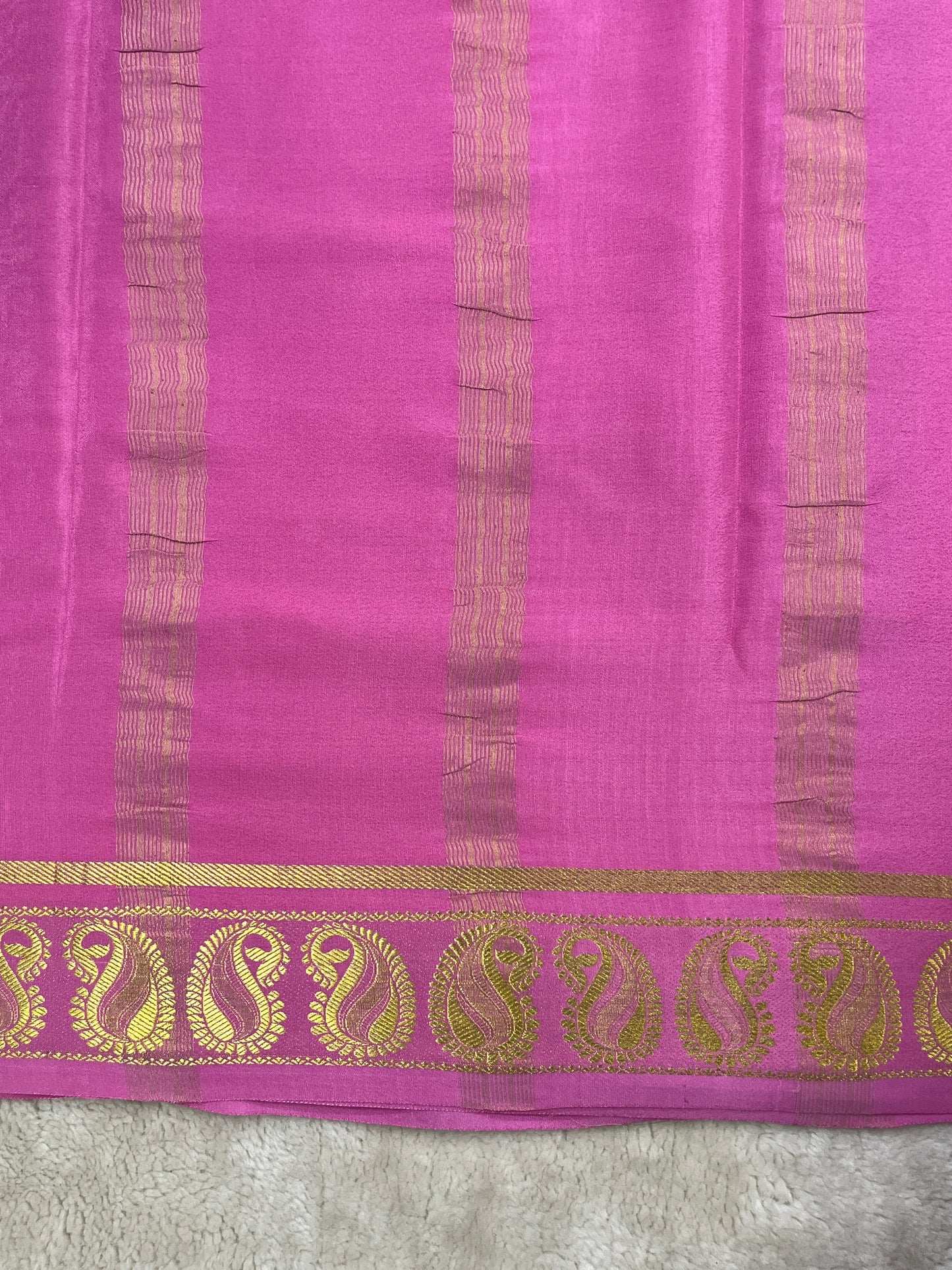 Pure Mysore Silk Saree In Patti Border With Red and Pink Contrast Blouse